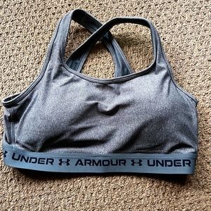 Woman’s under armor, sports bra